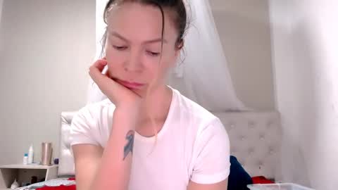 Anna online show from January 2025 11:13:01 PM