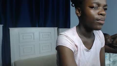 Snapshot of cherryebonny chatting on September 2025 11:52:01 PM cherryebonny online show from September 2025 11:52:01 PM