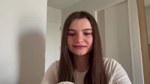Snapshot of cherryelin chatting on December 2024 05:17:01 AM Lina online show from December 2024 05:17:01 AM