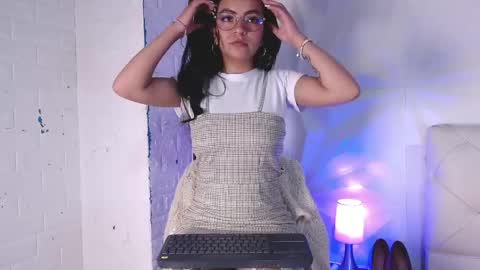 Snapshot of cherrylionn chatting on May 2026 04:18:01 AM Cherry online show from May 2026 04:18:01 AM