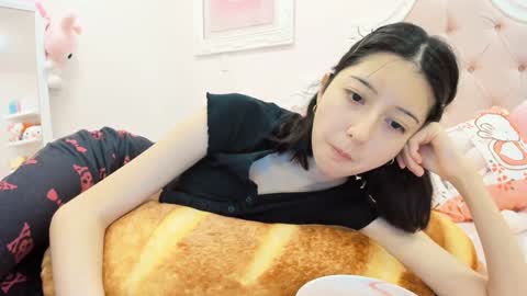 Snapshot of cherrymafer666 chatting on December 2024 12:23:01 AM cherrycute666 online show from December 2024 12:23:01 AM
