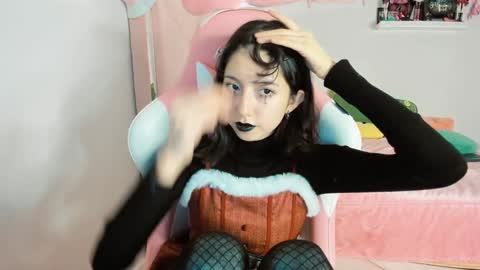 Snapshot of cherrymafer666 chatting on December 2024 04:01:02 AM cherrycute666 online show from December 2024 04:01:02 AM
