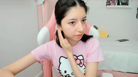 Snapshot of cherrymafer666 chatting on January 2025 10:08:02 PM cherrycute666 online show from January 2025 10:08:02 PM