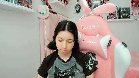 Snapshot of cherrymafer666 chatting on February 2025 10:28:01 PM cherrycute666 online show from February 2025 10:28:01 PM