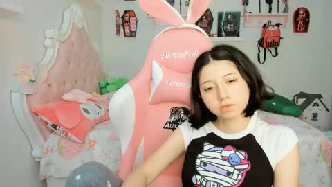 Snapshot of cherrymafer666 chatting on October 2025 09:57:01 PM cherrycute666 online show from October 2025 09:57:01 PM