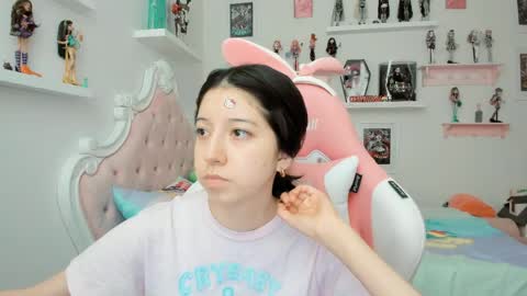 Snapshot of cherrymafer666 chatting on April 2026 10:44:02 PM cherrycute666 online show from April 2026 10:44:02 PM