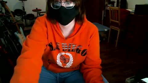 cherubimwillow online show from December 2025 04:45:01 PM