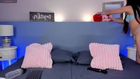Snapshot of cheryelfox chatting on February 2025 09:17:01 PM cheryelfox online show from February 2025 09:17:01 PM