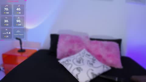  - Help me to reach 100 thumbs up online show from December 2024 06:53:01 AM