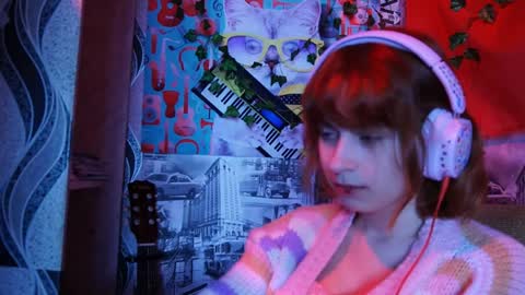 Snapshot of cherylegibbings chatting on April 2026 07:27:01 AM Janett online show from April 2026 07:27:01 AM