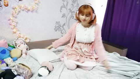 Snapshot of cherylegibbings chatting on April 2026 07:09:01 AM Janett online show from April 2026 07:09:01 AM