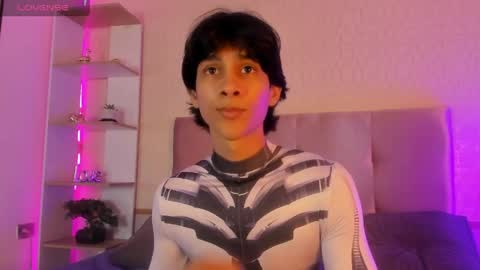 Cheys online show from April 2026 06:02:01 PM