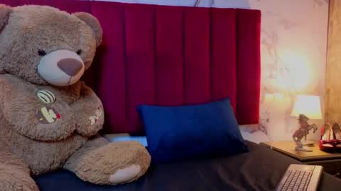 Snapshot of chiarajjones chatting on July 2026 01:04:01 PM CHIARA online show from July 2026 01:04:01 PM