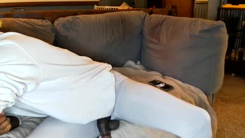 Que online show from April 2026 04:54:01 AM