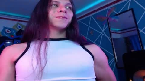Snapshot of chico_explosivo chatting on June 2026 01:54:01 AM chico_explosivo online show from June 2026 01:54:01 AM