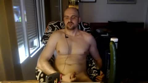 Snapshot of chicocam1983 chatting on June 2026 04:32:01 PM chicocam1983 online show from June 2026 04:32:01 PM