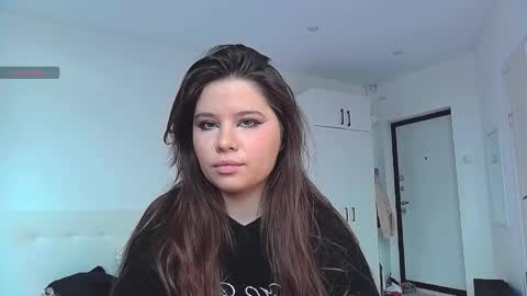 chiculya online show from April 2026 12:13:01 PM