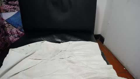 Snapshot of chiky_nastyy chatting on September 2025 05:01:02 PM Chikys   online show from September 2025 05:01:02 PM