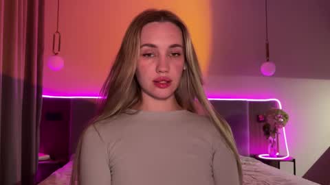 Goddess Vika - owner of all ur money online show from November 2025 03:55:02 PM