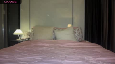 Snapshot of chillstella chatting on May 2026 11:13:01 PM Call me Stelz online show from May 2026 11:13:01 PM