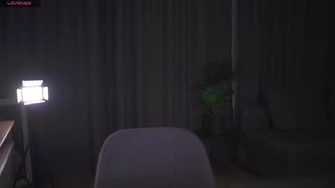 Snapshot of chillwithstacy chatting on May 2026 09:43:01 PM chillwithstacy online show from May 2026 09:43:01 PM