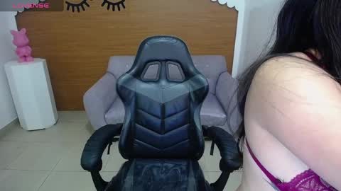 Kelly online show from October 2025 01:08:01 PM