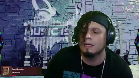 Enrique online show from March 2025 12:30:02 PM