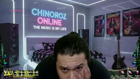 Enrique online show from October 2025 08:06:02 PM