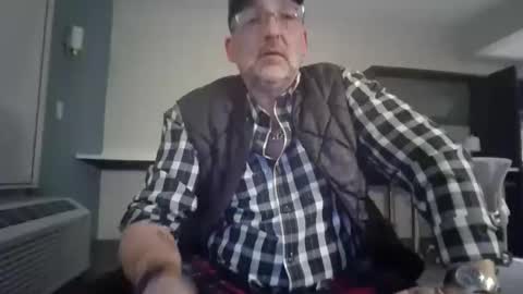 chippy70 online show from February 2026 06:32:02 AM