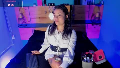 Chloeallennn  online show from March 2026 02:01:01 PM