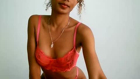 chloe9794 online show from March 2026 08:26:33 AM