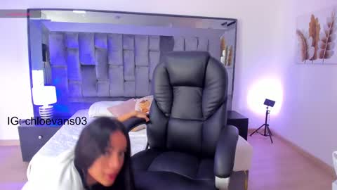 Chloe online show from March 2025 11:29:02 AM