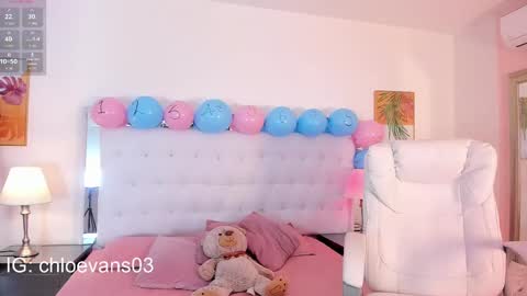 Chloe online show from September 2025 11:55:02 AM