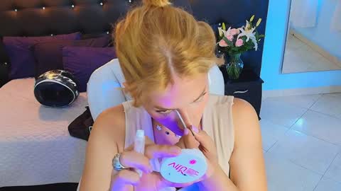 CHLOE online show from December 2024 08:54:02 PM