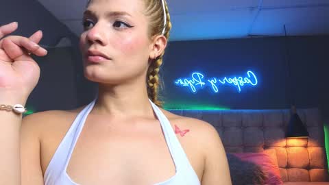 CHLOE online show from January 2025 12:37:02 AM