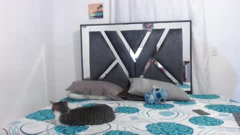 Chloe and Danna online show from March 2026 12:16:01 AM