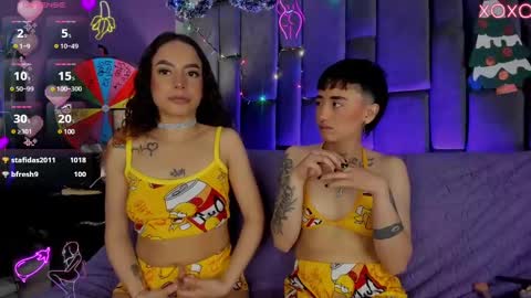 Isabella curly hair - Anastasia short hair  online show from December 2024 04:05:01 PM