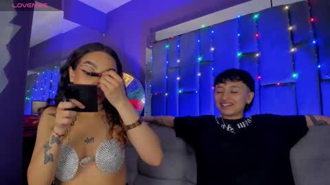 Isabella curly hair - Anastasia short hair  online show from January 2025 05:05:02 PM