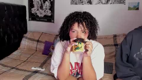 chloe_kisses online show from September 2025 10:26:01 AM