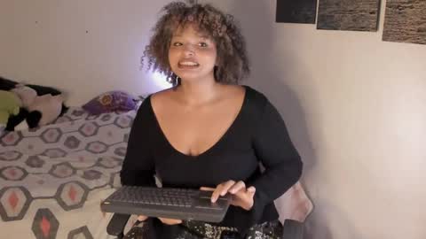 chloe_kisses online show from April 2026 11:33:02 AM