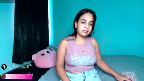 Snapshot of chloe_maia1 chatting on September 2025 04:51:02 PM AMY online show from September 2025 04:51:02 PM