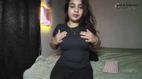 AMY online show from February 2026 02:01:02 AM