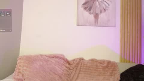 Snapshot of chloe_peach_ chatting on March 2026 12:10:02 PM chloe_peach_ online show from March 2026 12:10:02 PM