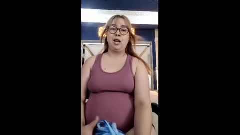 Snapshot of chloe_prg chatting on May 2026 03:56:01 AM chloe_prg online show from May 2026 03:56:01 AM