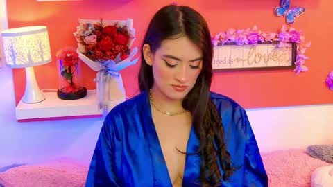 Snapshot of chloe_rem chatting on April 2026 01:45:01 AM . online show from April 2026 01:45:01 AM