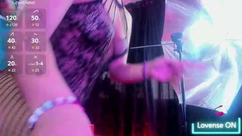 chloe_wish1 online show from June 2026 08:47:01 PM