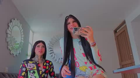 Im Chloe    independent account      online show from February 2026 02:57:02 PM