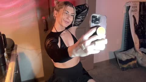 Chloecumz4u online show from January 2025 01:10:01 AM