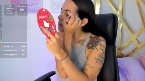  Chloe Harper  online show from November 2025 06:56:02 PM