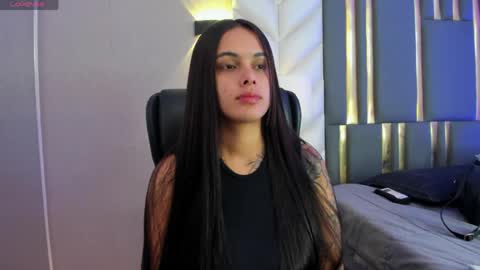 Snapshot of chloeharper_ chatting on April 2026 02:05:01 PM Chloe Harper online show from April 2026 02:05:01 PM